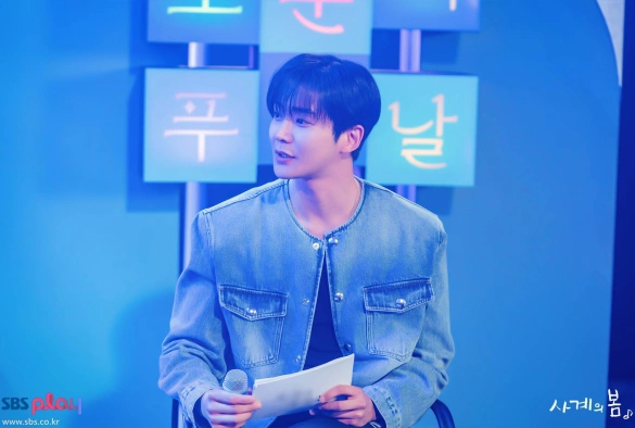 Кадр из дорамы Весна юности