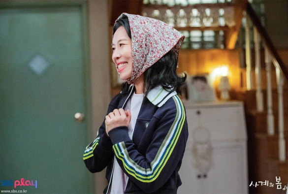 Кадр из дорамы Весна юности