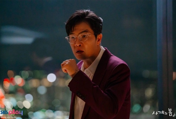 Кадр из дорамы Весна юности