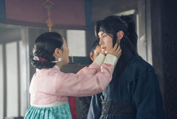 Кадр из дорамы Дорогой Хон Нан