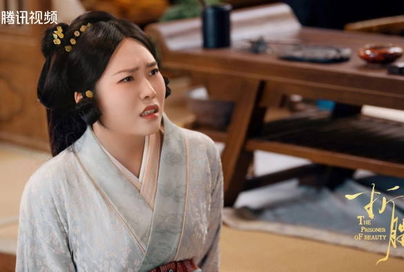 Кадр из дорамы Узник красоты