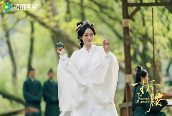 Кадр из дорамы Узник красоты