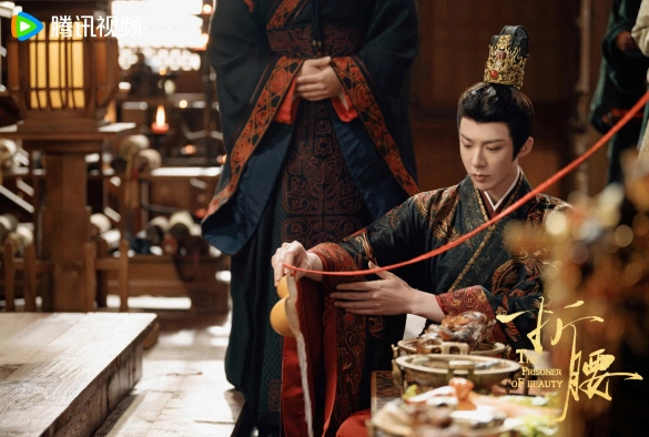 Кадр из дорамы Узник красоты