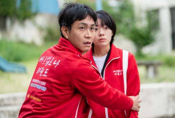 Кадр из дорамы Великолепная пятёрка