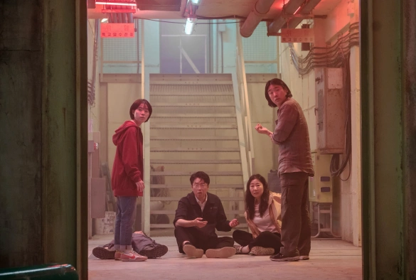 Кадр из дорамы Великолепная пятёрка