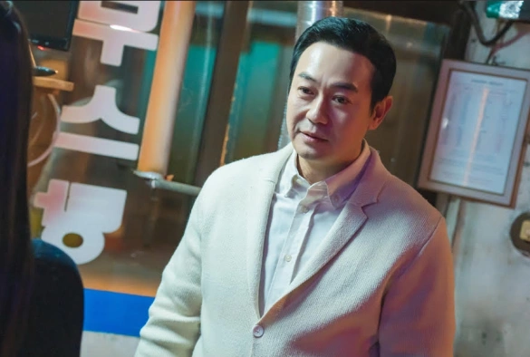 Кадр из дорамы Охотник со скальпелем