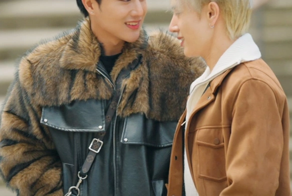 Кадр из дорамы Сезон любви в Симанэ