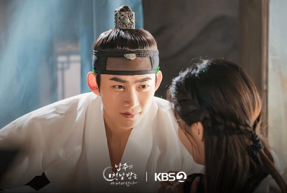 Кадр из дорамы Я украла первую ночь главного героя!