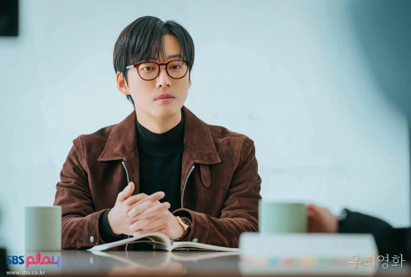 Кадр из дорамы Наш фильм