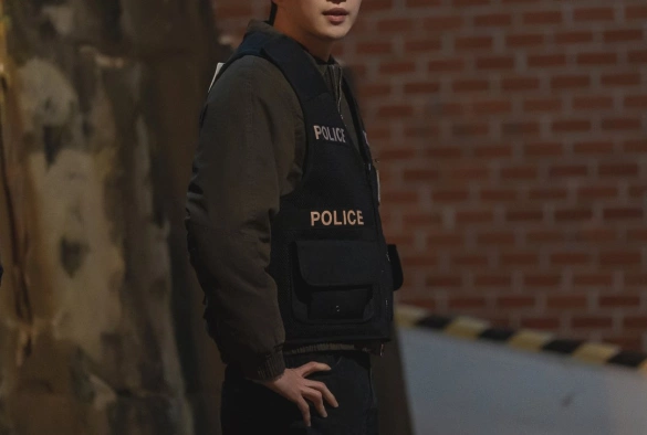 Кадр из дорамы Охотник со скальпелем