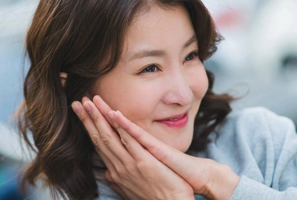 Кадр из дорамы Детективный салон