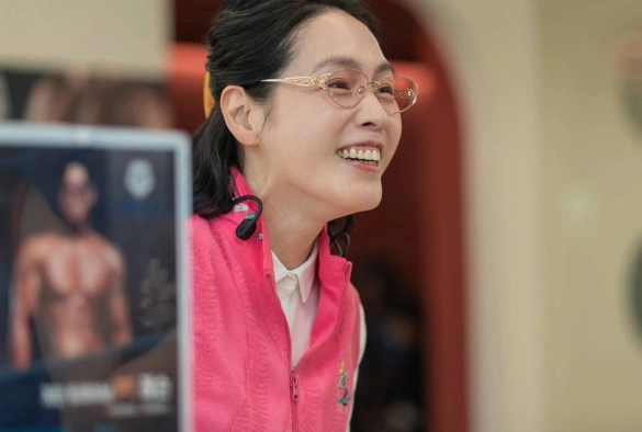 Кадр из дорамы Детективный салон