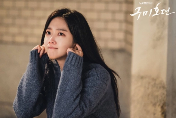 Кадр из дорамы Сказание о Кумихо