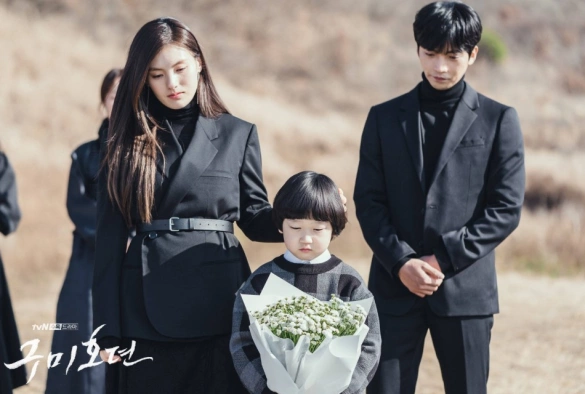 Кадр из дорамы Сказание о Кумихо