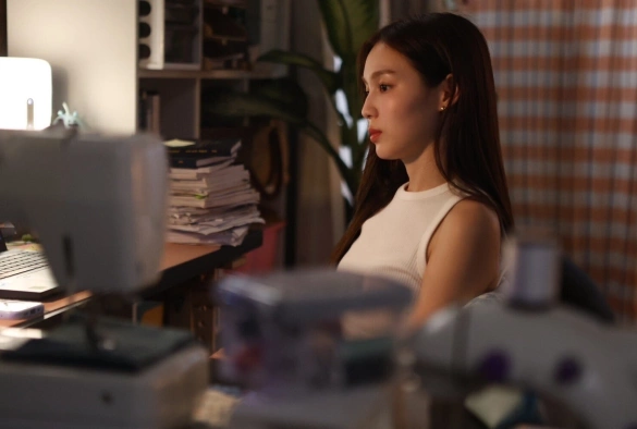 Кадр из дорамы Продуктовый магазин Ван