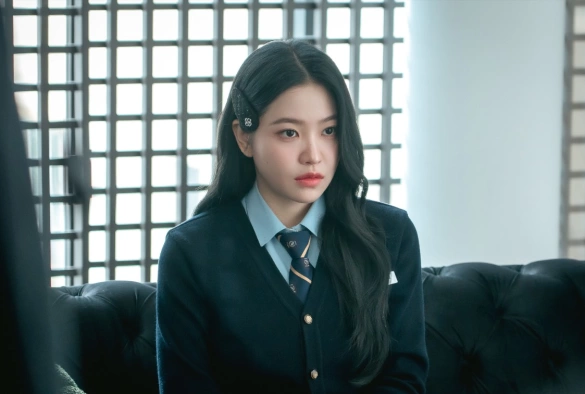 Кадр из дорамы Международная старшая школа Чхондам 2 сезон