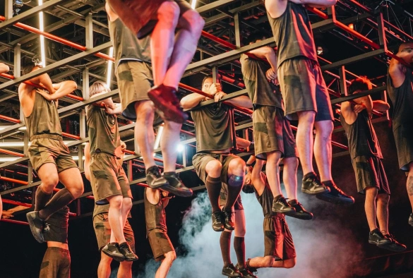 Кадр из дорамы 100 атлетов 1 сезон