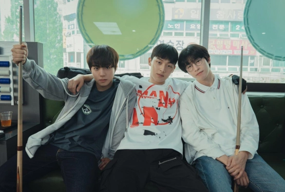 Кадр из дорамы Слабый герой