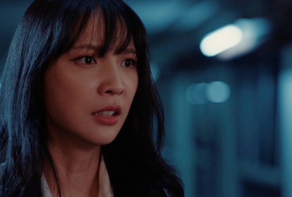 Кадр из дорамы Сёстры-катастрофы