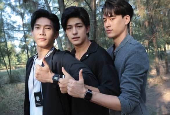 Кадр из дорамы Сёстры-катастрофы