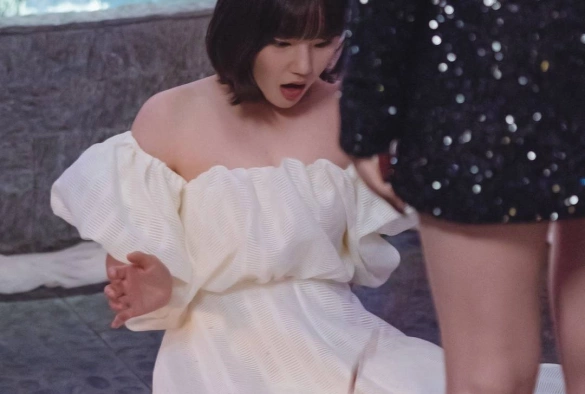 Кадр из дорамы Международная старшая школа Чхондам