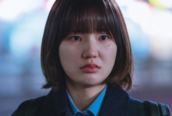 Кадр из дорамы Международная старшая школа Чхондам