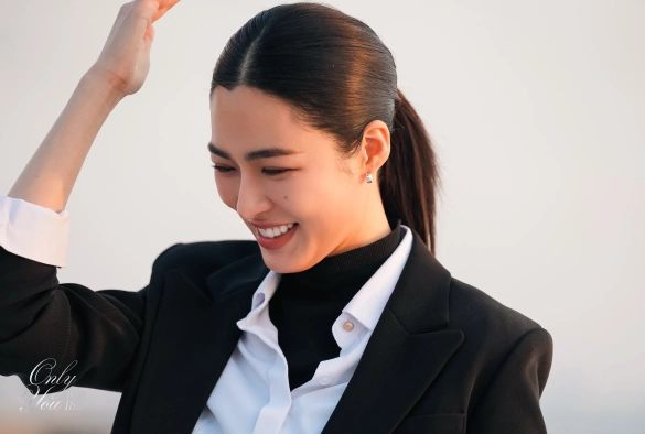 Кадр из дорамы Только ты