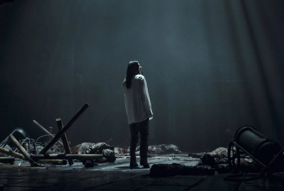 Кадр из дорамы Существо Кёнсона / Кёнсонское существо