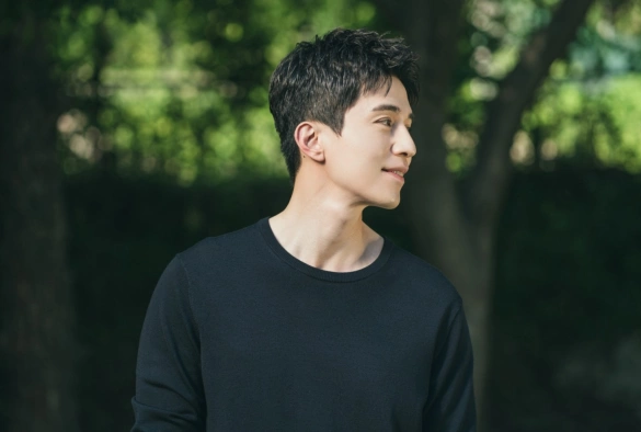 Кадр из дорамы Славный малый