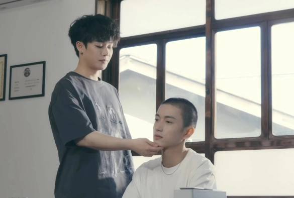 Кадр из дорамы Эта сомнительная работа