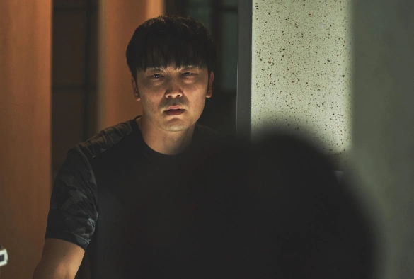 Кадр из дорамы Стена к стене