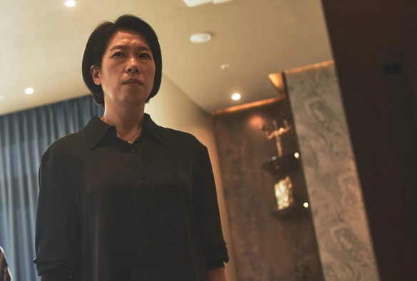 Кадр из дорамы Стена к стене