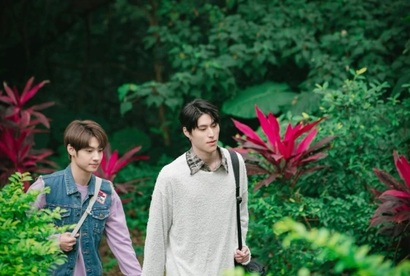 Кадр из дорамы Тайные любовники