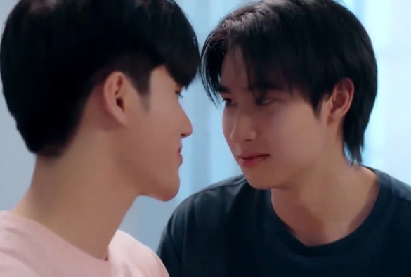 Кадр из дорамы Не мой брат