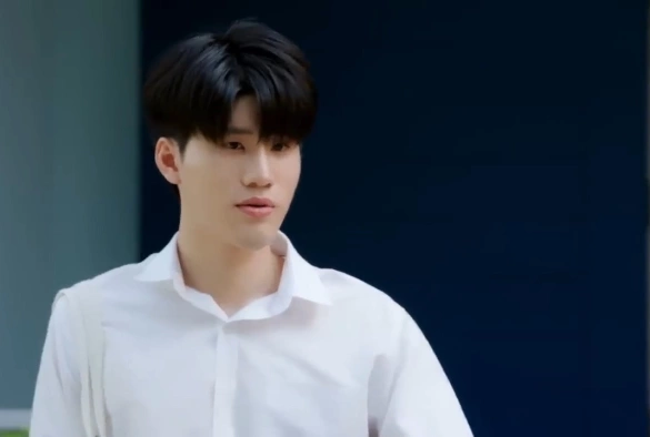 Кадр из дорамы Не мой брат