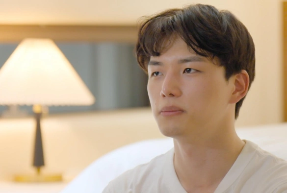 Кадр из дорамы Лучше поздно, чем одиноко