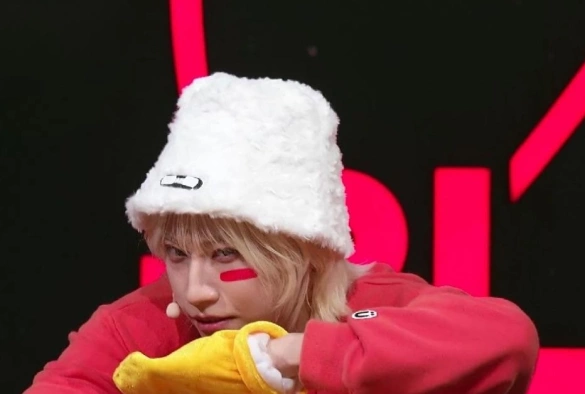 Кадр из дорамы Планета парней 2 сезон