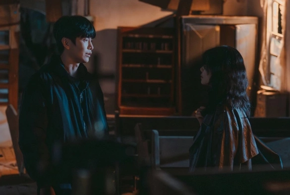 Кадр из дорамы Мэри убивает людей