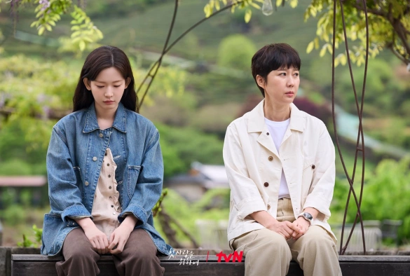 Кадр из дорамы Во-первых, ради любви