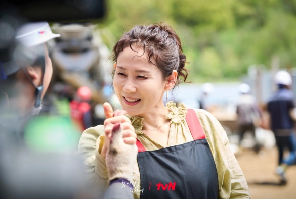 Кадр из дорамы Во-первых, ради любви