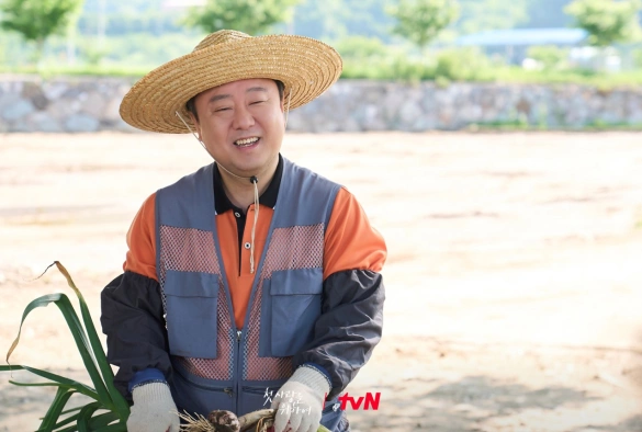 Кадр из дорамы Во-первых, ради любви