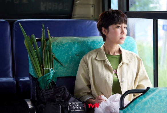 Кадр из дорамы Во-первых, ради любви