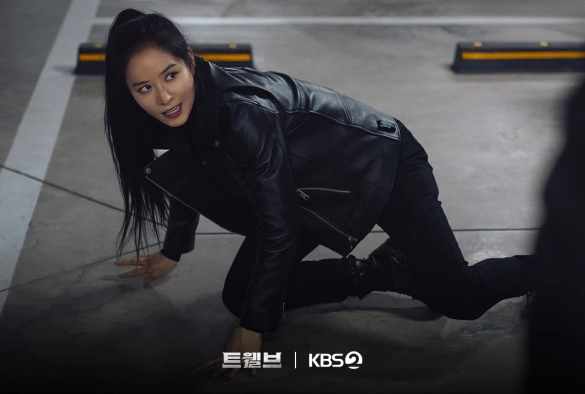 Кадр из дорамы Двенадцать