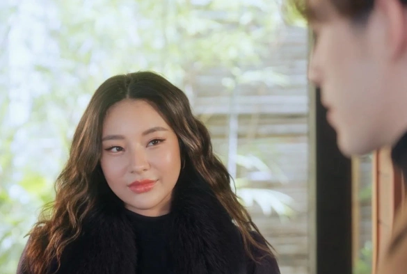 Кадр из дорамы Где-то, как-то