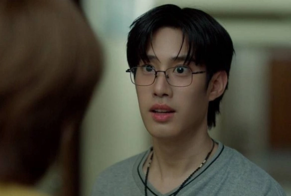 Кадр из дорамы Кхемджира