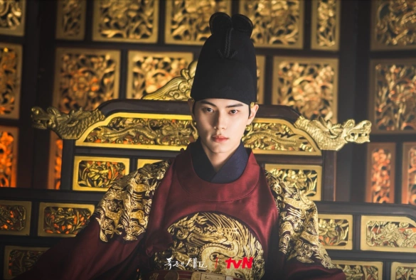 Кадр из дорамы Шеф-повар тирана