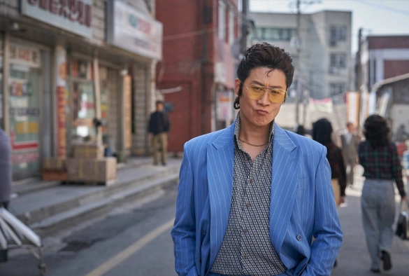 Кадр из дорамы Эма