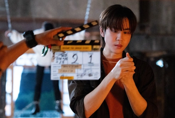 Кадр из дорамы Проект «Вампир»