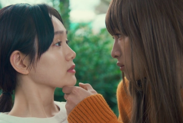 Кадр из дорамы Шкаф Золушки