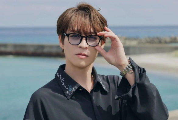 Кадр из дорамы Море любви